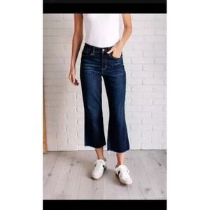 Women's Dark Blue Cropped Jeans